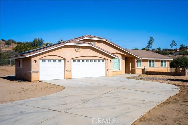 Oak Hills, CA 92344,7122 Aster Road