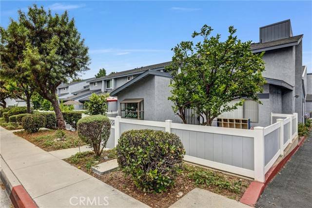 Azusa, CA 91702,900 W Sierra Madre Avenue #44
