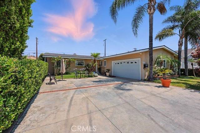 Covina, CA 91722,665 N Waterbury Avenue