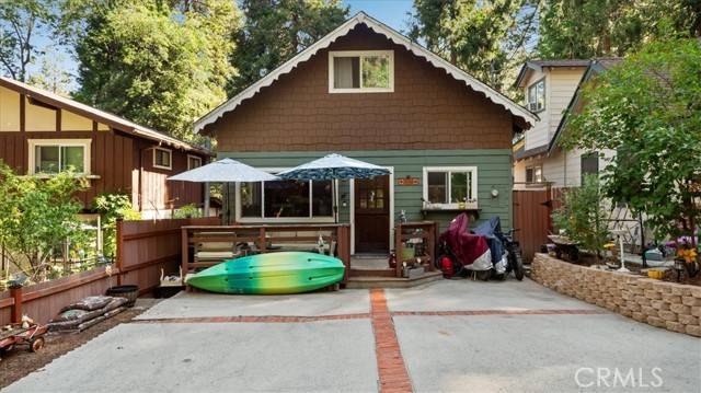 Crestline, CA 92325,25086 Boa Drive