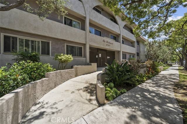 Los Angeles, CA 90045,8710 Belford Avenue #215B