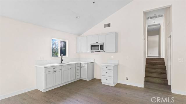 Idyllwild, CA 92549,53810 Country Club Drive #AB