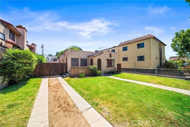 Alhambra, CA 91801,208 La France Avenue