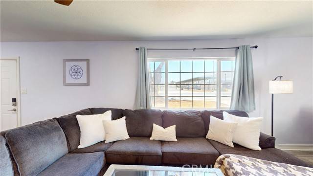 Lake Elsinore, CA 92530,18271 Treleven Avenue