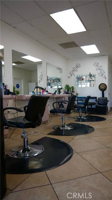 La Habra, CA 90631,1951 E La Habra Boulevard