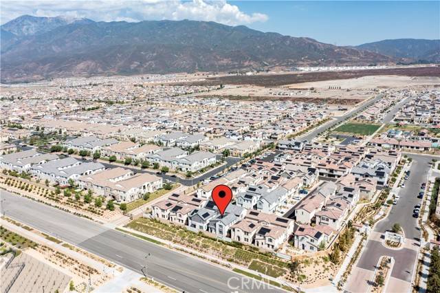 Fontana, CA 92336,16657 Snowdrop Lane #2