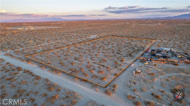 Phelan, CA 92371,1 Sandstone Rd