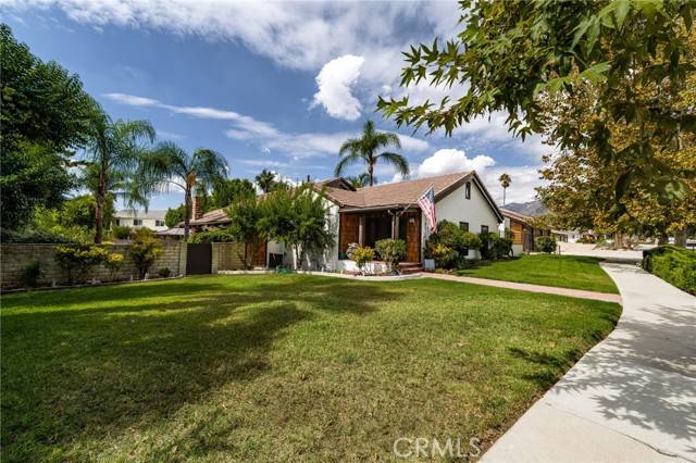 Claremont, CA 91711,2305 Bonnie Brae Avenue