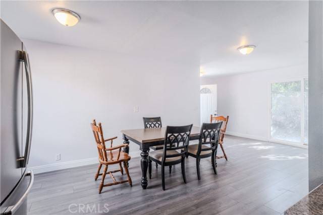 Lake Elsinore, CA 92530,33217 Wood