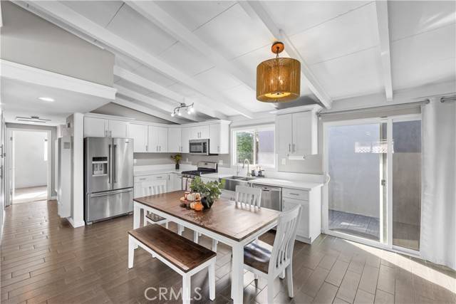 Glendora, CA 91740,950 Forestdale