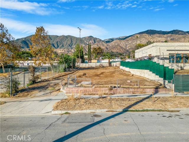 Altadena, CA 91001,75 W Palm Street