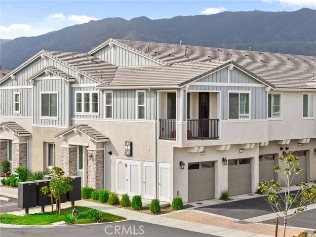 Fontana, CA 92336,16570 Wyndham #12