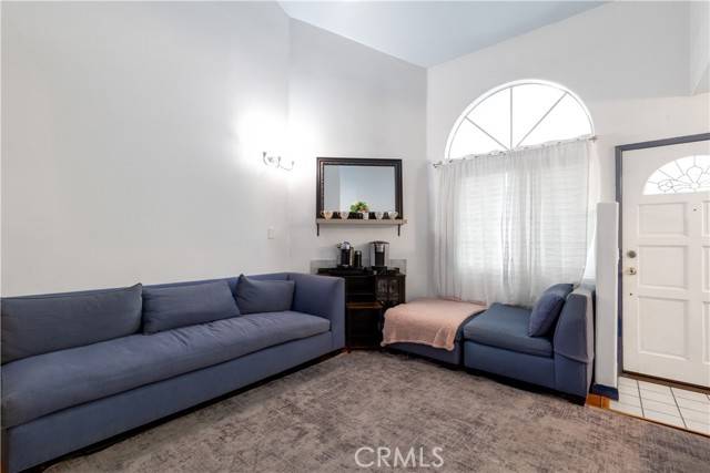 Alhambra, CA 91801,217 E Commonwealth #F