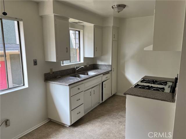 Pasadena, CA 91106,387 N Mentor #9