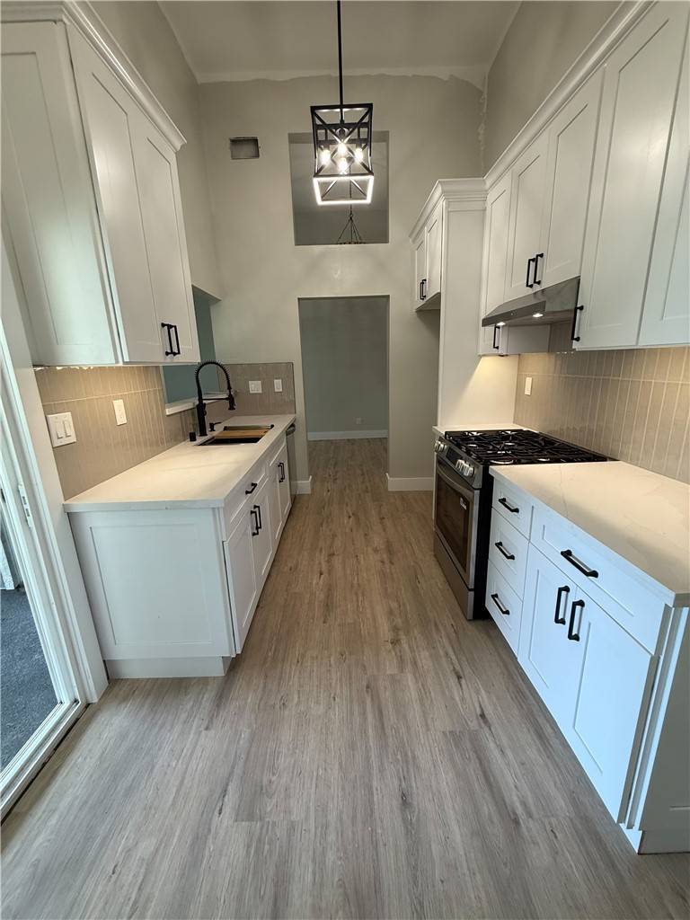 Huntington Beach, CA 92648,19311 Sunray #426