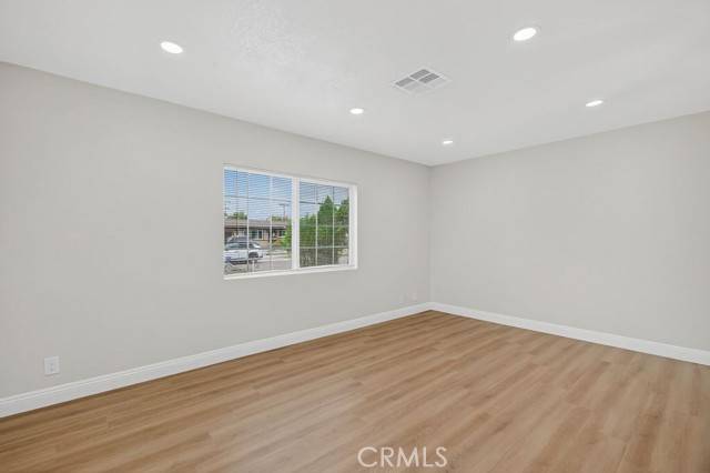 Rialto, CA 92376,629 S Sage