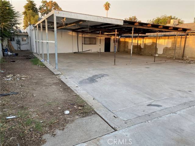 Bakersfield, CA 93305,1426 Niles Street