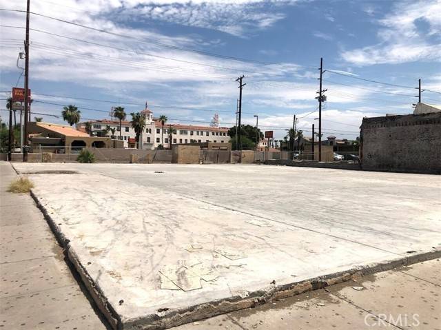 Calexico, CA 92231,310 ROCKWOOD