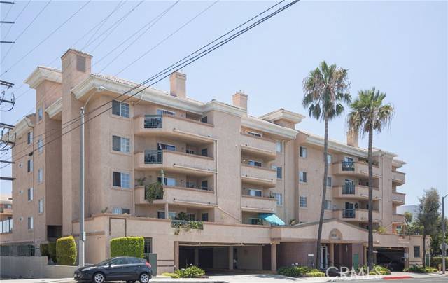 Downey, CA 90241,11410 Brookshire Avenue #211