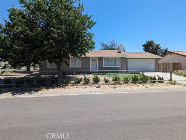 Lancaster, CA 93535,15822 Valeport Avenue