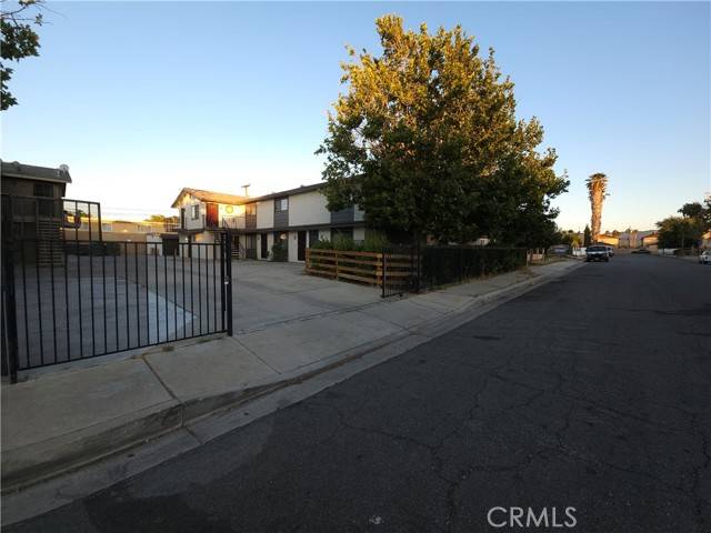 Palmdale, CA 93550,38478 Larkin Avenue #B