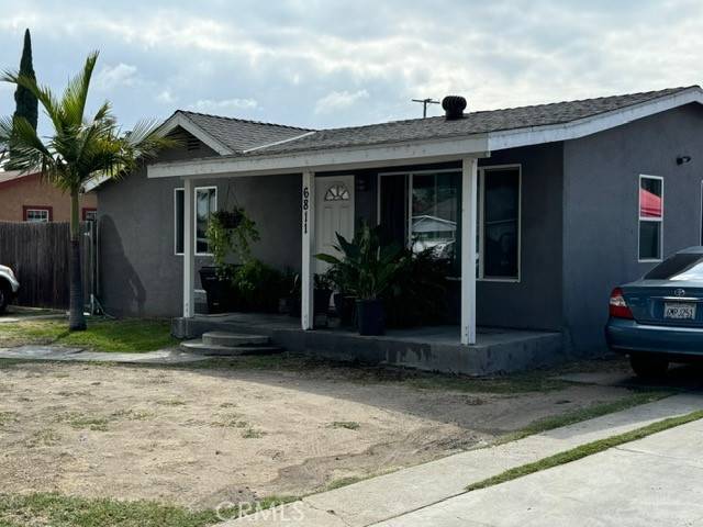 Bell Gardens, CA 90201,6809 El Selinda Avenue