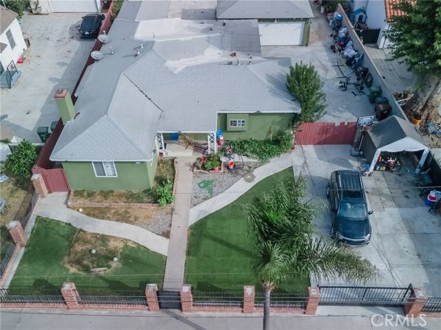 Compton, CA 90221,1007 E Kay Street