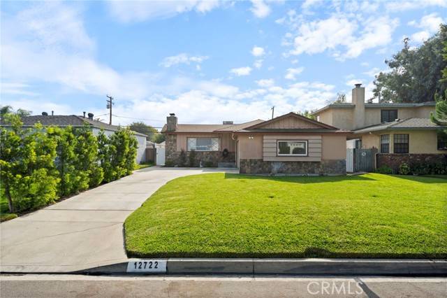 Downey, CA 90242,12722 Glynn Avenue