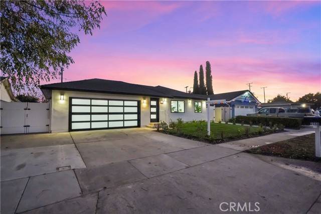 Orange, CA 92869,2350 E Delia Lane