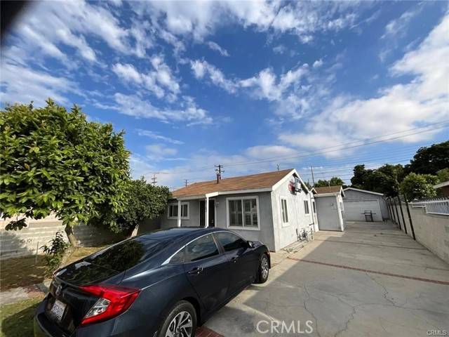 Carson, CA 90745,813 E Lincoln Street