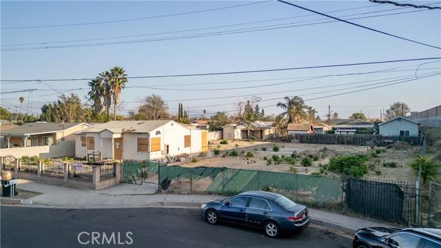 Pacoima (los Angeles), CA 91331,13722 Pierce Street