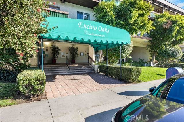 Encino (los Angeles), CA 91316,5460 White Oak Avenue #E130