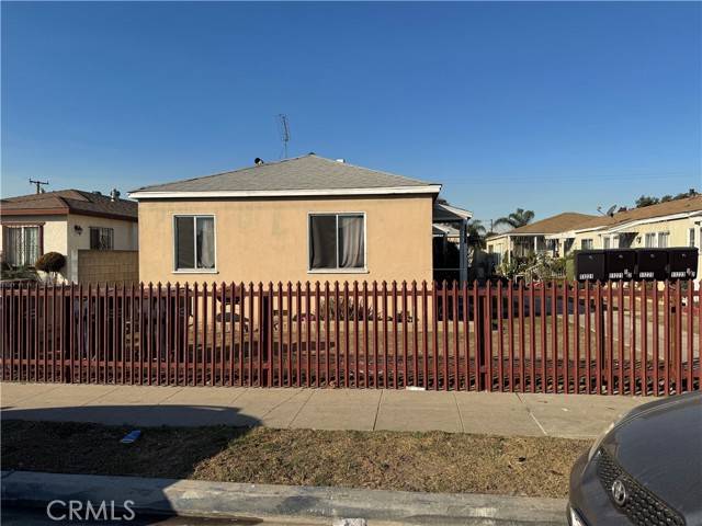 Los Angeles, CA 90044,11221 Raymond Avenue