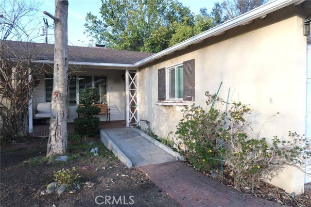 Glendale, CA 91208,1823 Hillside Drive