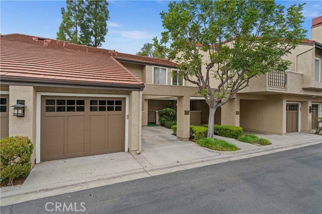 Irvine, CA 92612,154 Stanford Court #77