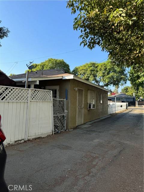 Van Nuys (los Angeles), CA 91405,13918 Valerio Street