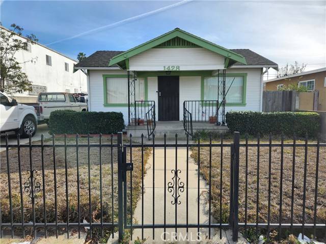 Los Angeles, CA 90047,1428 W 84th Street