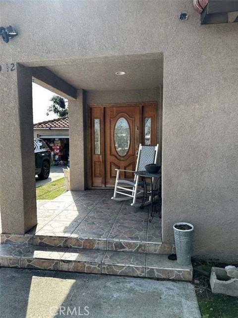 Santa Ana, CA 92707,1042 W Mcfadden Avenue