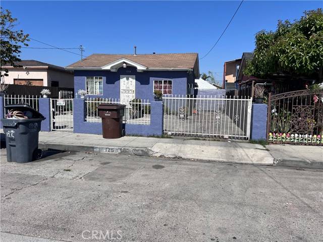 Compton, CA 90220,125 E Cedar Street