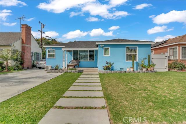 South Gate, CA 90280,10125 Hunt Avenue