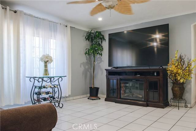South Gate, CA 90280,8945 San Antonio Avenue