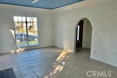 South Gate, CA 90280,3700 Santa Ana Street