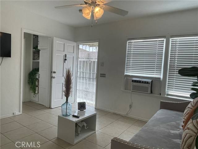 Bellflower, CA 90706,9719 Belmont Street #9719 1/2