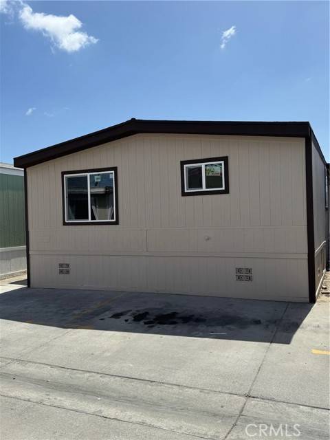 Compton, CA 90221,1680 S Tartar Lane #27