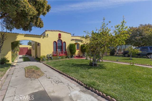 Huntington Park, CA 90255,2725 Grand Avenue