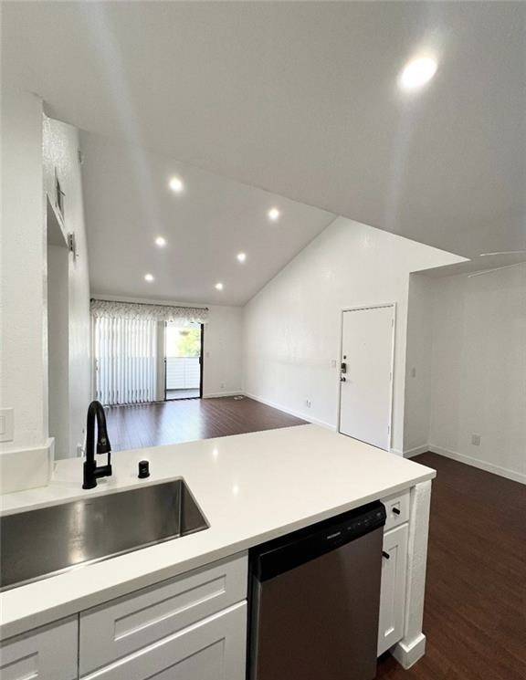 Canoga Park (los Angeles), CA 91304,8801 Independence Ave. #25