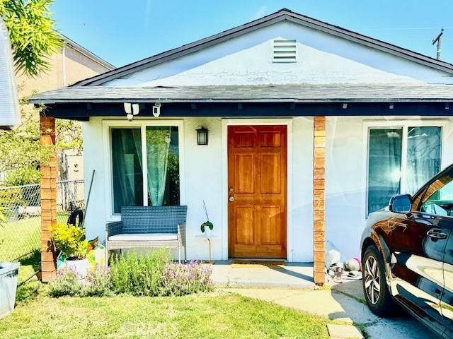Compton, CA 90220,1715 W 155th