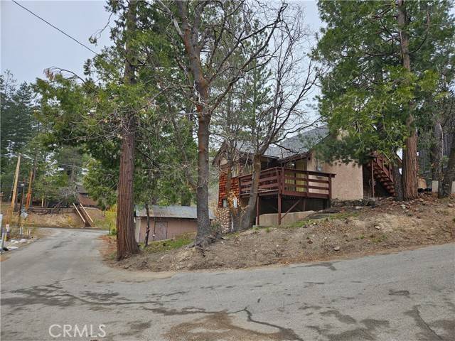 Running Springs, CA 92382,32868 Deer Lane