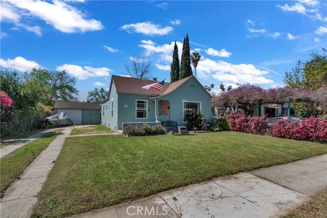 Pomona, CA 91768,484 W Chester place