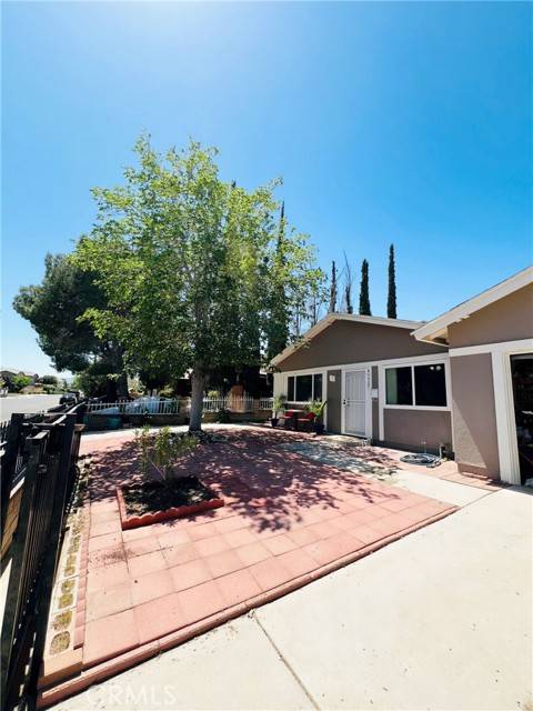 Lancaster, CA 93536,43327 Echard Avenue